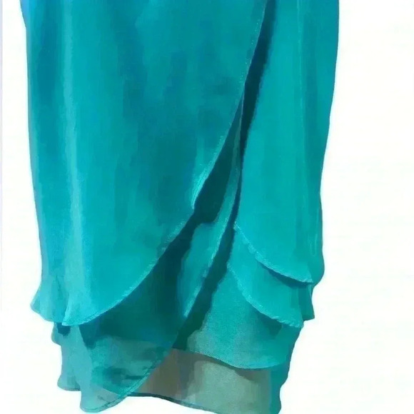 Cato Women’s sleeveless layered ruffled front in layers blue green size 14/16W - Picture 5 of 8